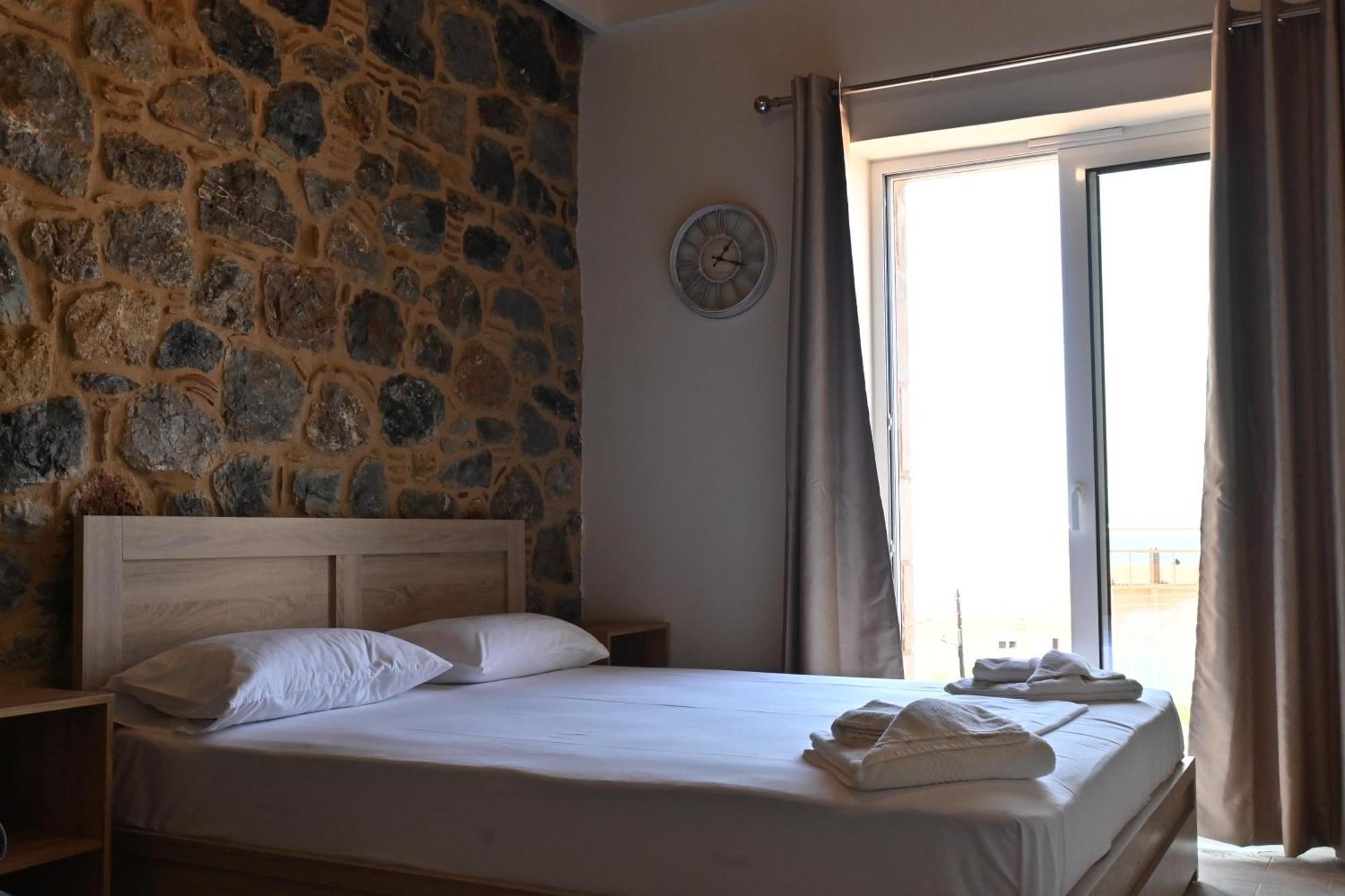Lithino Rooms Kalamata Dış mekan fotoğraf